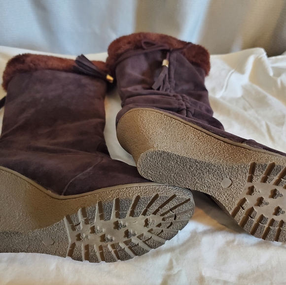 Boots - Picture 8 of 8